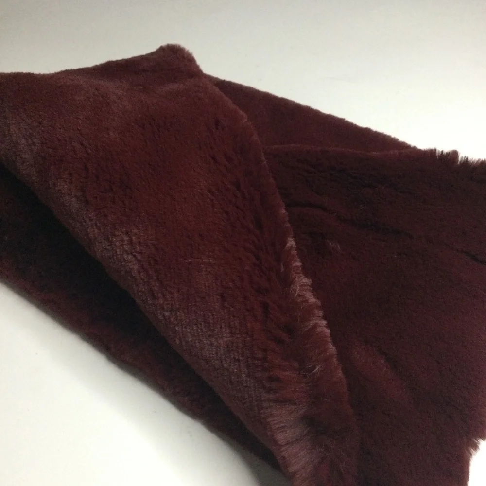 LA FIORENTINA FAUX FUR INFINITY SCARF BURGUNDY OS NWOT